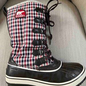 Women's Sorel Tivoli Winter Boot in Red Check size 7